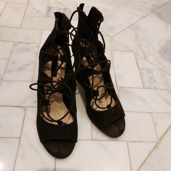 forever 21 lace up wedges 7 - Picture 2 of 3